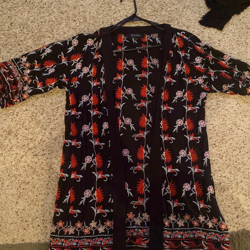 Boho Kimono RD + koko- Like New Size Medium